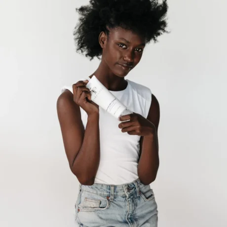 amandola-milk-cleanser-circadia-2